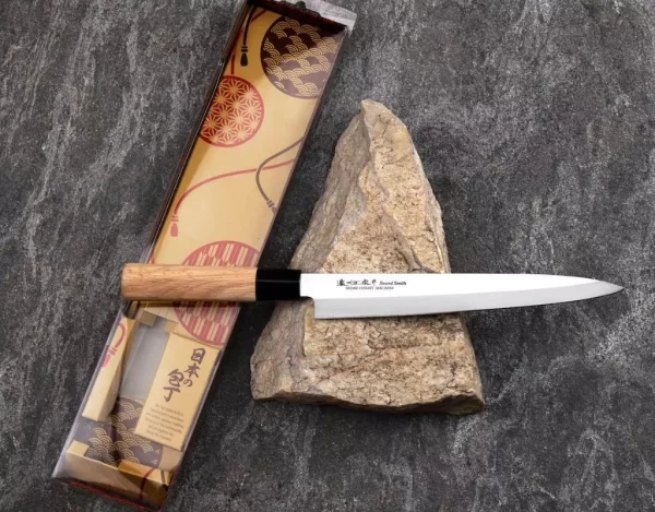 Nóż Sashimi Satake Misaki 20 cm