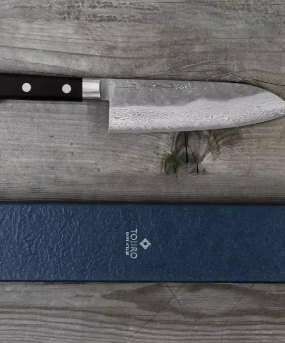 Nóż Santoku Tojiro