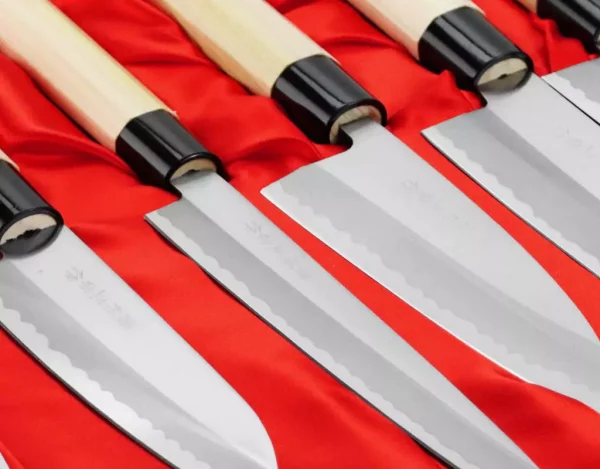 Zestaw 6 rdzewnych noży Satake