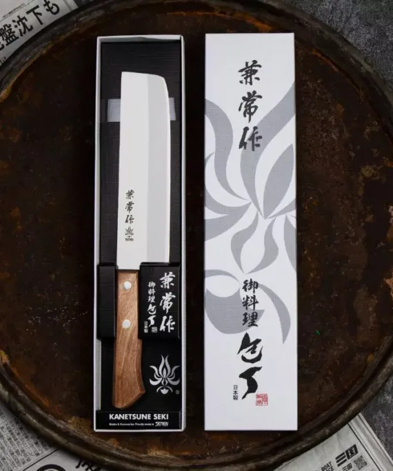 Nóż do warzyw Nakiri Kanetsune