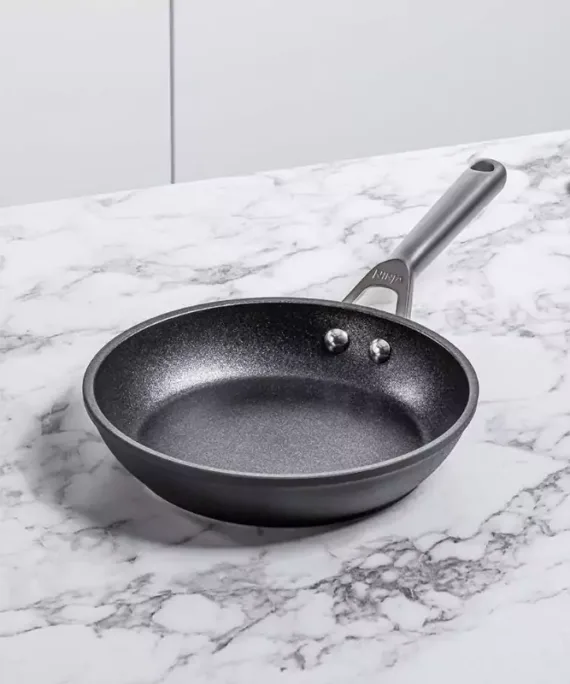 Patelnia non-stick Ninja