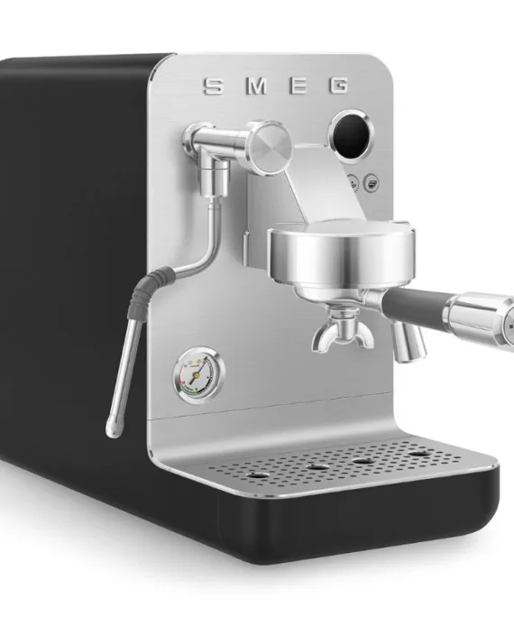 Ekspres do kawy kolbowy SMEG