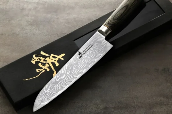 Stal damasceńska – wszystko co musisz wiedzieć o nożach damasceńskich