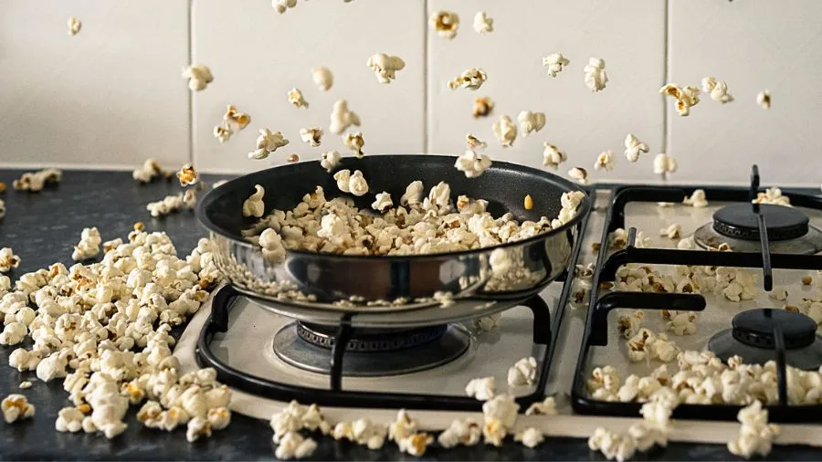 Jak zrobić popcorn na patelni lub w garnku?