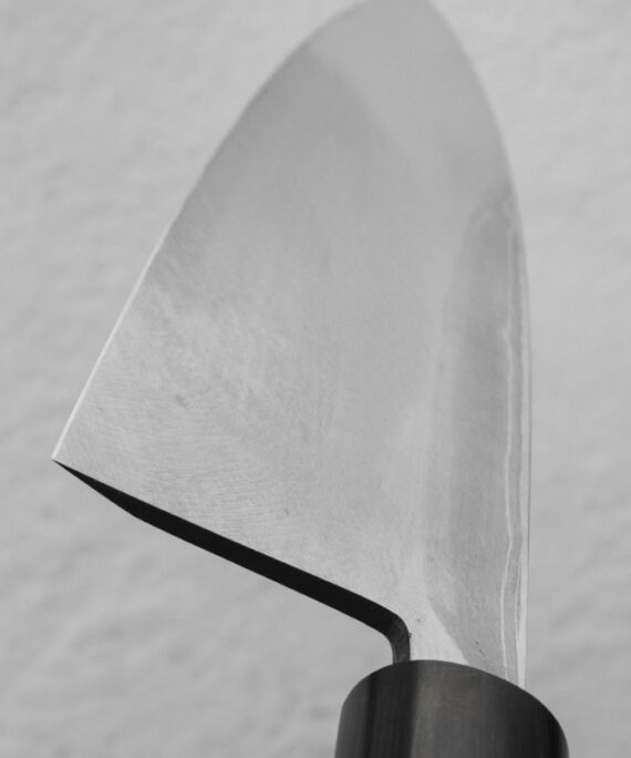 Nóż do mięsa Deba Hideo Kitaoka Shirogami#2 Satin 21 cm ręcznie kuty