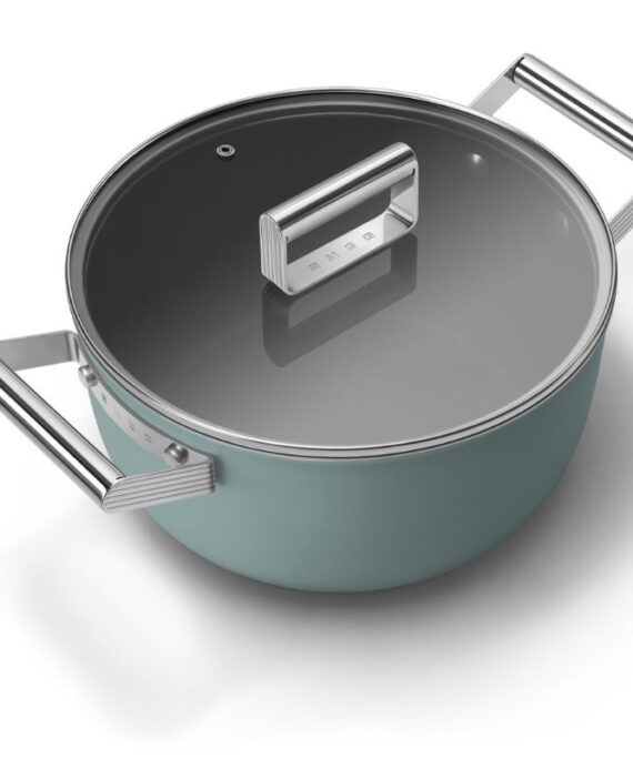 Garnek Smeg
